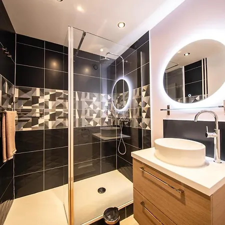 Le Petit Panam - Prive De 45 M2 - 2 A 4 Personnes - Parking Prive * Metz