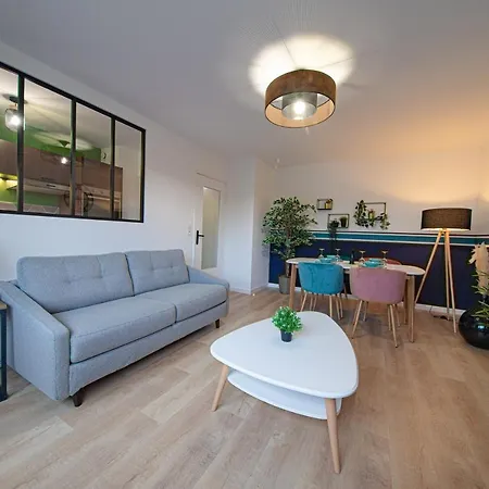 Le Petit Panam - Prive De 45 M2 - 2 A 4 Personnes - Parking Prive Apartment Metz