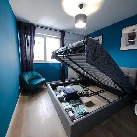 Le Petit Panam - Prive De 45 M2 - 2 A 4 Personnes - Parking Prive Apartamento Metz