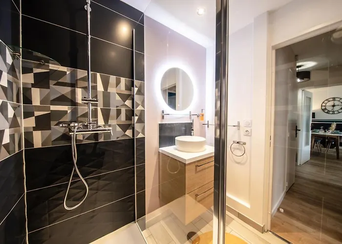 Le Petit Panam - Prive De 45 M2 - 2 A 4 Personnes - Parking Prive 公寓 *